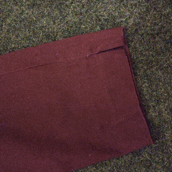 Burgundy Old Navy straight legged pants - Size 16 - Picture 2 of 4